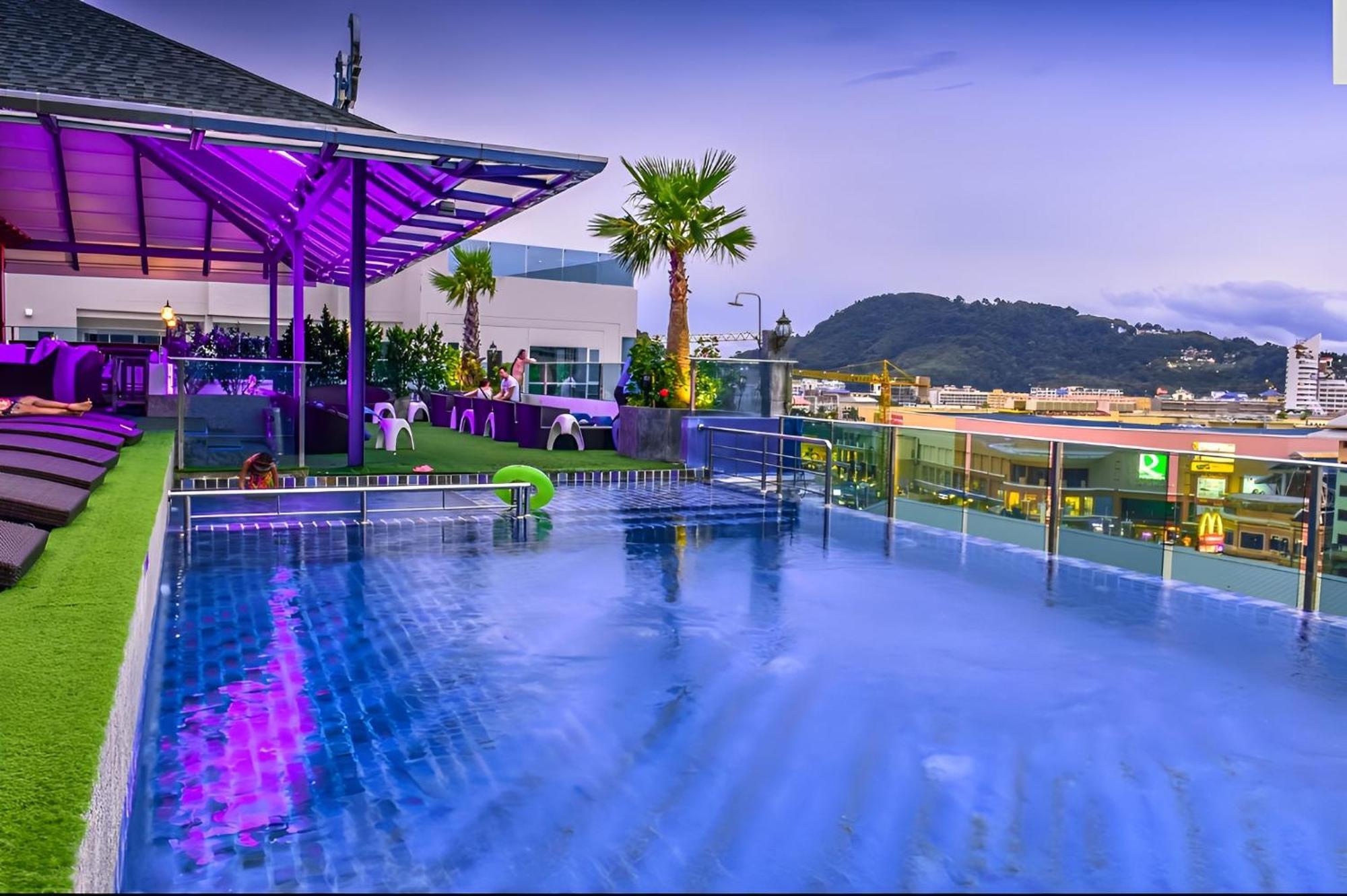 Sira Grande Hotel & Spa Patong Экстерьер фото
